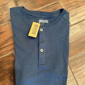 Duluth Trading Co Men's Navy Long Sleeve Henley